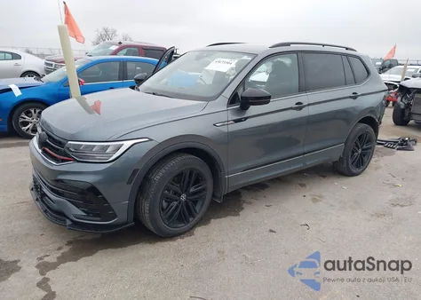 2022 Volkswagen Tiguan 2.0T Se R-Line Black из США, поврежденный, VIN 3VVCB7AX9NM078438